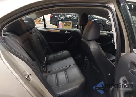 2013 Volkswagen Jetta 2.5L Se z USA, uszkodzony, nr VIN 3VWDP7AJ0DM281245